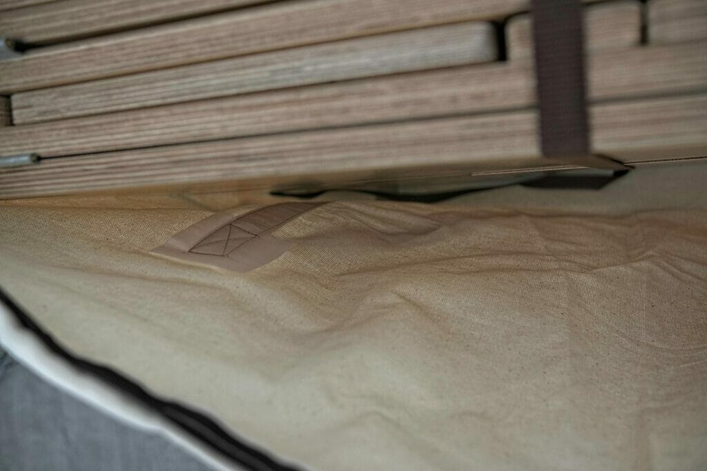 Blick in die Biberbox-Tasche - Verstärkung für die Gurtnaht